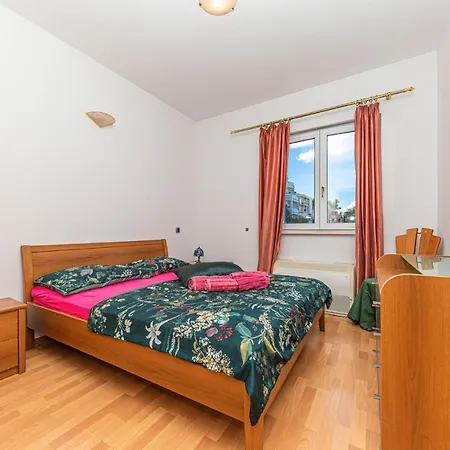 Lovely In Arbanija With Wi-fi Holiday home
