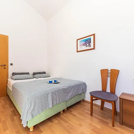 Lovely In Arbanija With Wi-fi Holiday home